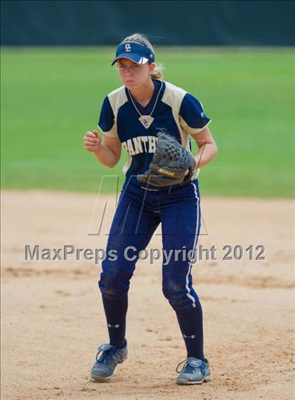 Thumbnail 1 in O'Connor vs Clark (UIL Region 4 Quarterfinal Playoff) photogallery.