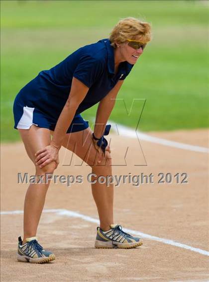 Thumbnail 1 in O'Connor vs Clark (UIL Region 4 Quarterfinal Playoff) photogallery.