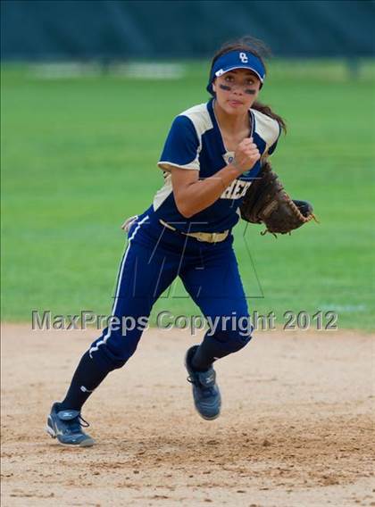 Thumbnail 3 in O'Connor vs Clark (UIL Region 4 Quarterfinal Playoff) photogallery.