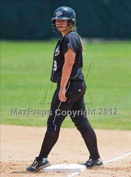 Thumbnail 1 in O'Connor vs Clark (UIL Region 4 Quarterfinal Playoff) photogallery.