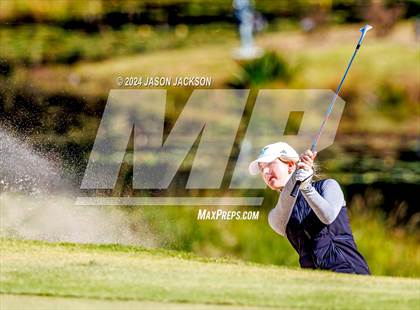 Thumbnail 3 in NCHSAA 4A Finals (Round 1) photogallery.