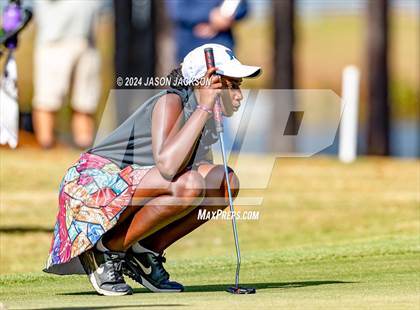Thumbnail 2 in NCHSAA 4A Finals (Round 1) photogallery.