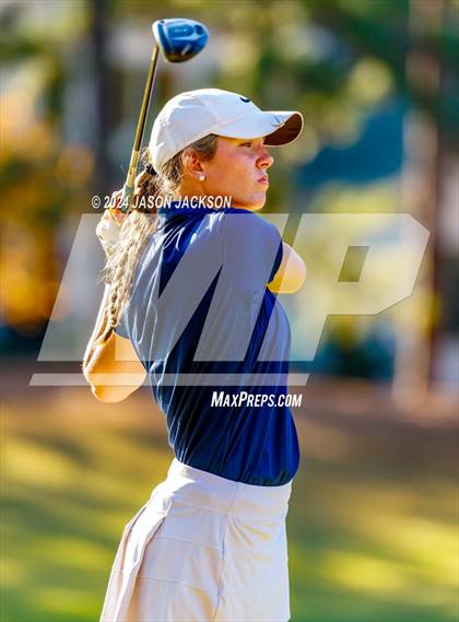 Thumbnail 2 in NCHSAA 4A Finals (Round 1) photogallery.