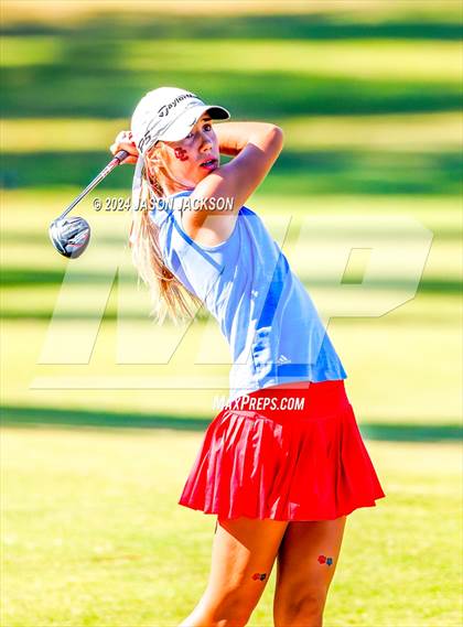 Thumbnail 1 in NCHSAA 4A Finals (Round 1) photogallery.