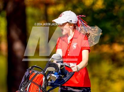 Thumbnail 1 in NCHSAA 4A Finals (Round 1) photogallery.