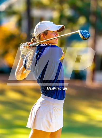 Thumbnail 3 in NCHSAA 4A Finals (Round 1) photogallery.