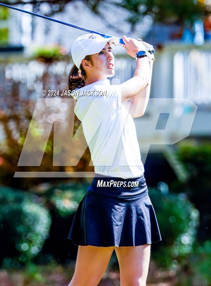 Thumbnail 3 in NCHSAA 4A Finals (Round 1) photogallery.