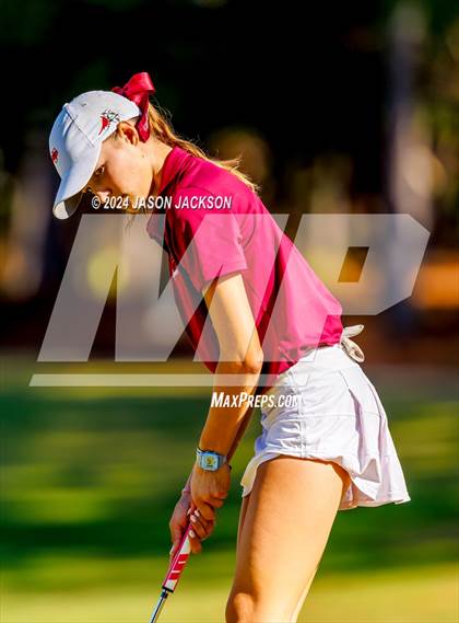 Thumbnail 1 in NCHSAA 4A Finals (Round 1) photogallery.