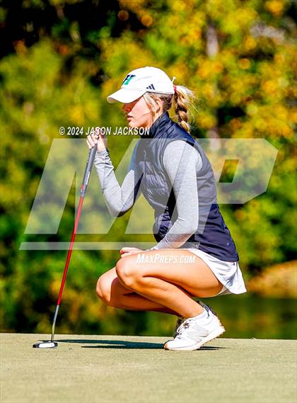 Thumbnail 2 in NCHSAA 4A Finals (Round 1) photogallery.