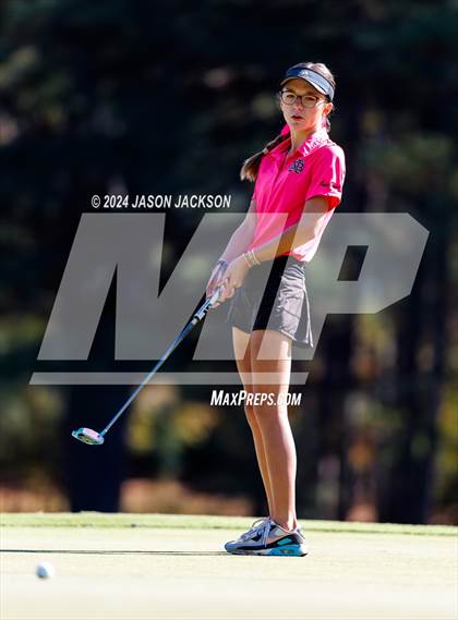 Thumbnail 1 in NCHSAA 4A Finals (Round 1) photogallery.