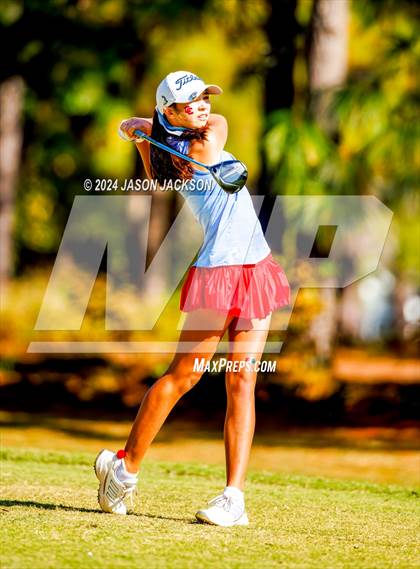 Thumbnail 2 in NCHSAA 4A Finals (Round 1) photogallery.