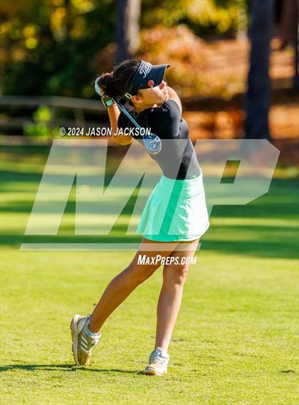 Thumbnail 1 in NCHSAA 4A Finals (Round 1) photogallery.