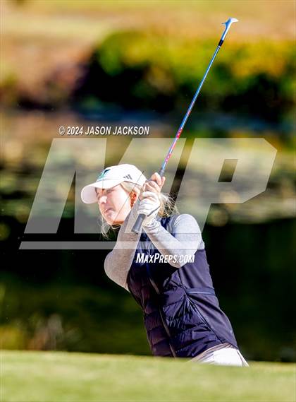 Thumbnail 3 in NCHSAA 4A Finals (Round 1) photogallery.