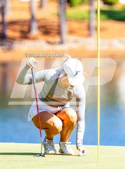 Thumbnail 1 in NCHSAA 4A Finals (Round 1) photogallery.