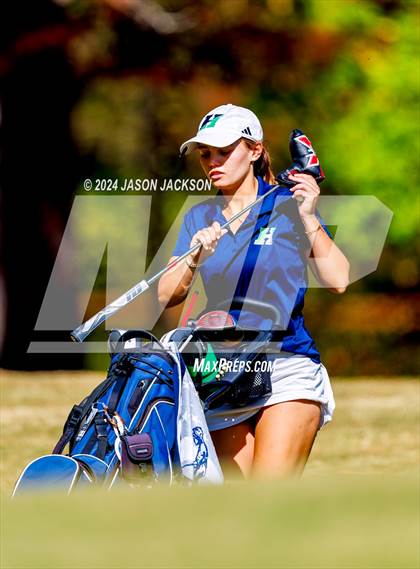 Thumbnail 3 in NCHSAA 4A Finals (Round 1) photogallery.