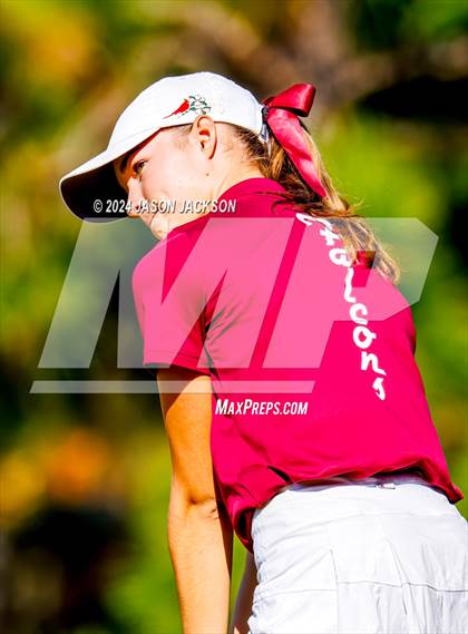 Thumbnail 2 in NCHSAA 4A Finals (Round 1) photogallery.