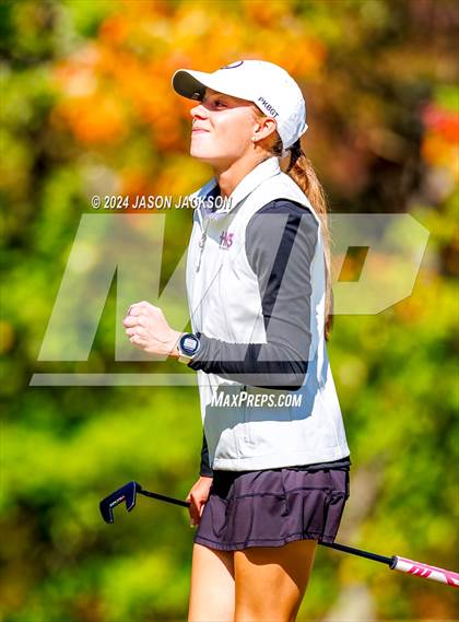 Thumbnail 3 in NCHSAA 4A Finals (Round 1) photogallery.