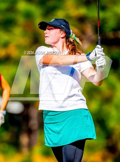 Thumbnail 2 in NCHSAA 4A Finals (Round 1) photogallery.