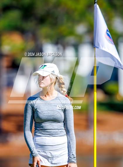 Thumbnail 2 in NCHSAA 4A Finals (Round 1) photogallery.