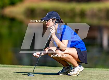Thumbnail 3 in NCHSAA 4A Finals (Round 1) photogallery.