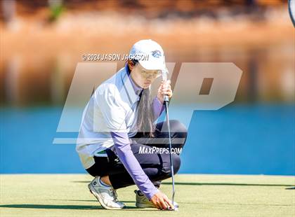 Thumbnail 1 in NCHSAA 4A Finals (Round 1) photogallery.