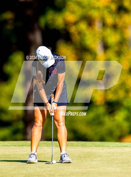 Thumbnail 1 in NCHSAA 4A Finals (Round 1) photogallery.