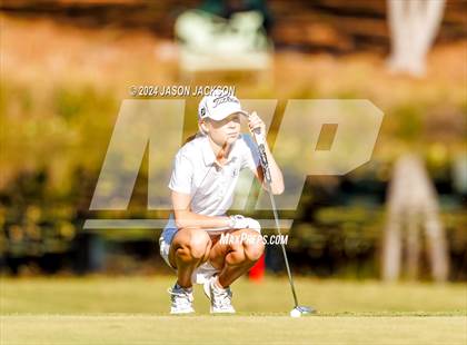 Thumbnail 1 in NCHSAA 4A Finals (Round 1) photogallery.