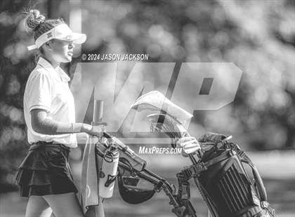 Thumbnail 1 in NCHSAA 4A Finals (Round 1) photogallery.