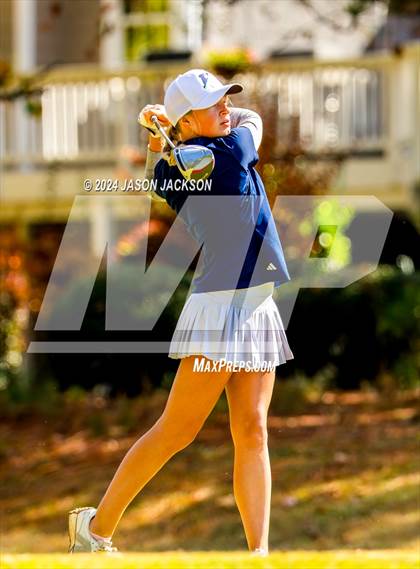 Thumbnail 3 in NCHSAA 4A Finals (Round 1) photogallery.