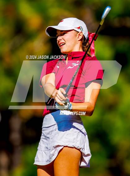 Thumbnail 3 in NCHSAA 4A Finals (Round 1) photogallery.