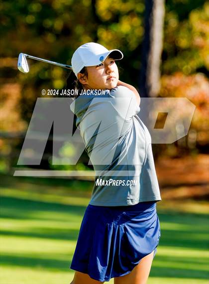 Thumbnail 3 in NCHSAA 4A Finals (Round 1) photogallery.