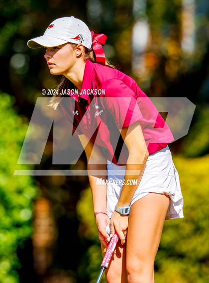 Thumbnail 1 in NCHSAA 4A Finals (Round 1) photogallery.