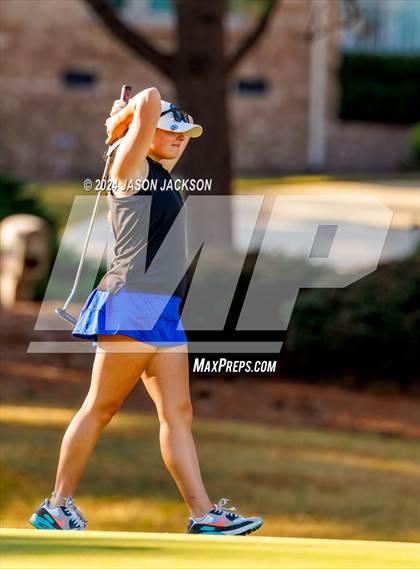 Thumbnail 2 in NCHSAA 4A Finals (Round 1) photogallery.