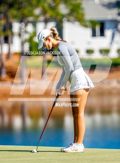 Thumbnail 3 in NCHSAA 4A Finals (Round 1) photogallery.