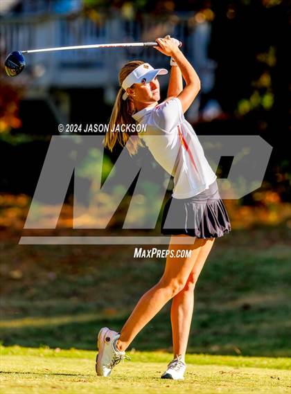 Thumbnail 1 in NCHSAA 4A Finals (Round 1) photogallery.