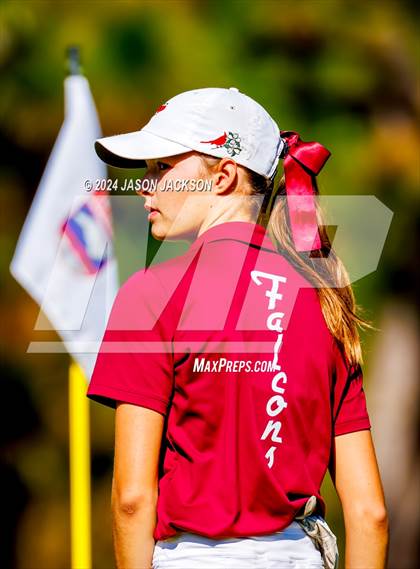 Thumbnail 2 in NCHSAA 4A Finals (Round 1) photogallery.