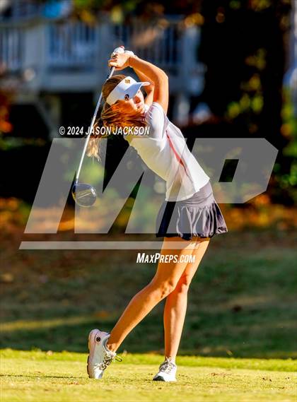 Thumbnail 3 in NCHSAA 4A Finals (Round 1) photogallery.