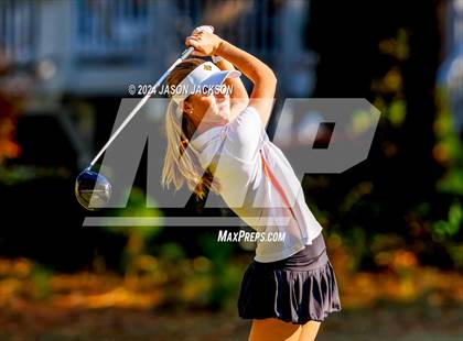 Thumbnail 3 in NCHSAA 4A Finals (Round 1) photogallery.