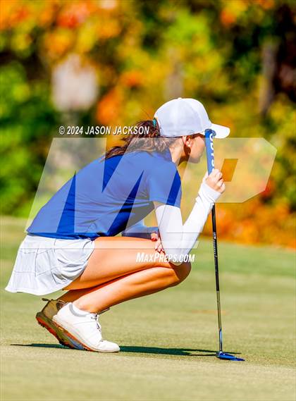Thumbnail 3 in NCHSAA 4A Finals (Round 1) photogallery.