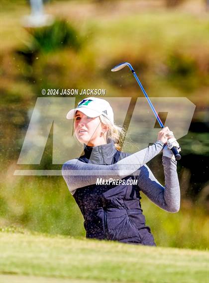 Thumbnail 2 in NCHSAA 4A Finals (Round 1) photogallery.