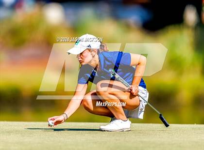 Thumbnail 3 in NCHSAA 4A Finals (Round 1) photogallery.