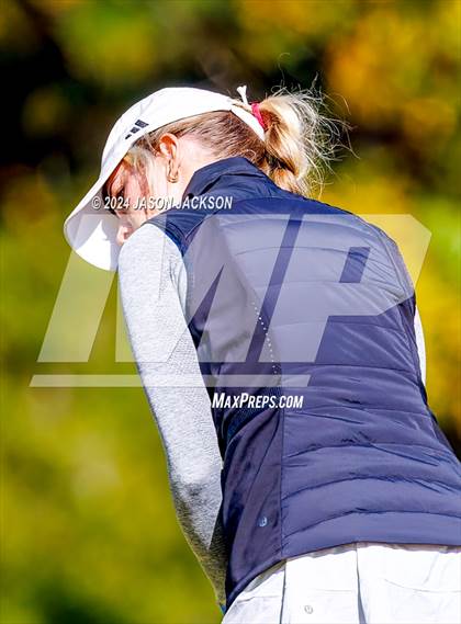 Thumbnail 1 in NCHSAA 4A Finals (Round 1) photogallery.