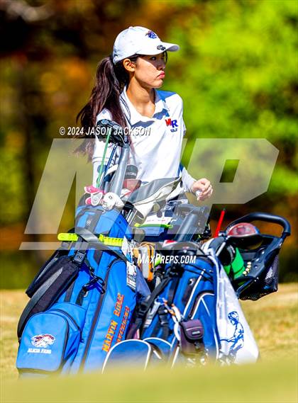 Thumbnail 3 in NCHSAA 4A Finals (Round 1) photogallery.