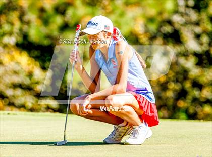 Thumbnail 3 in NCHSAA 4A Finals (Round 1) photogallery.
