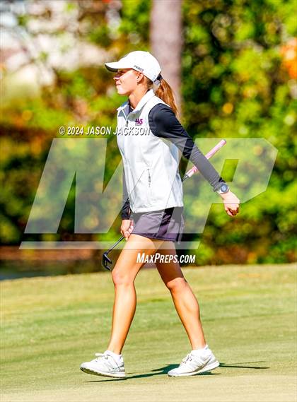 Thumbnail 1 in NCHSAA 4A Finals (Round 1) photogallery.