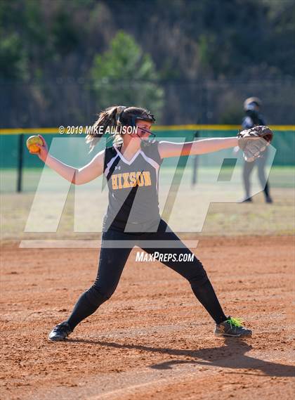 Thumbnail 3 in Hixson vs Ooltewah (Runs For Rachel Tournament) photogallery.