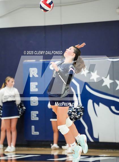 Thumbnail 2 in Regis Jesuit @ Columbine photogallery.