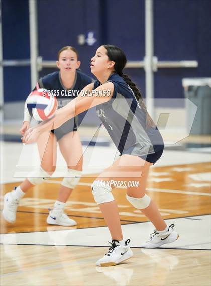 Thumbnail 3 in Regis Jesuit @ Columbine photogallery.