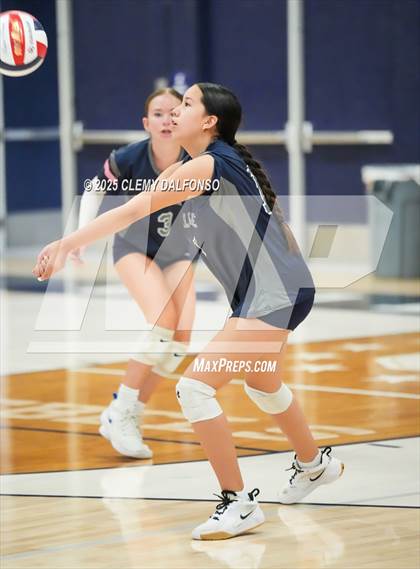Thumbnail 1 in Regis Jesuit @ Columbine photogallery.