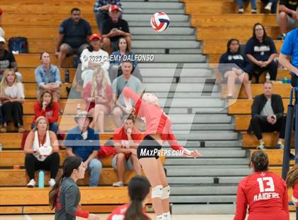 Thumbnail 3 in Regis Jesuit @ Columbine photogallery.